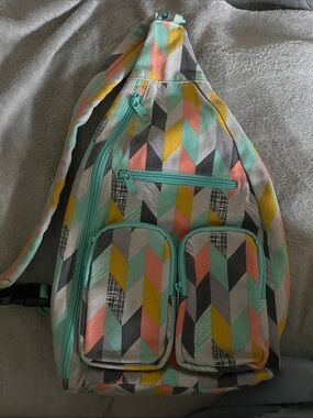 Multicolor Geometric Sling Bag - Mint Accent